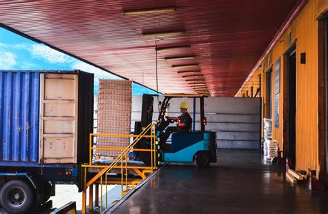 What Is Transloading And How Does It Make Supply Chains More Efficient