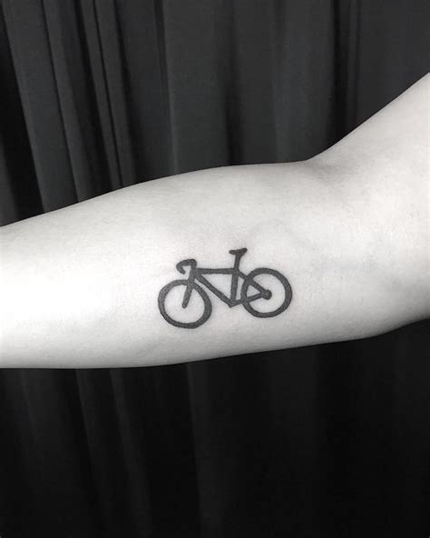 50 Cool Bicycle Women Tattoo Ideas To Make A Style Statement