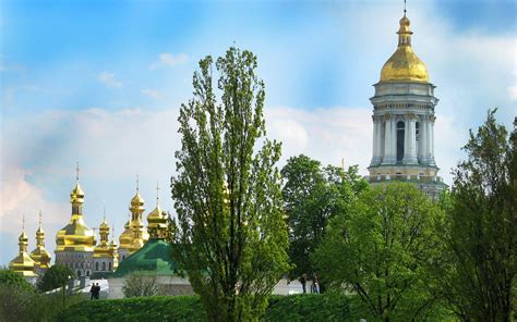 Beautiful Cathedral In Kiev Wallpapers And Images