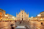 In Milano The Square in front of the Duomo Di Milano Italy | Mailand ...