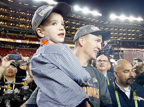 Peyton Mannings 2 Kids Everything To Know About His Twins