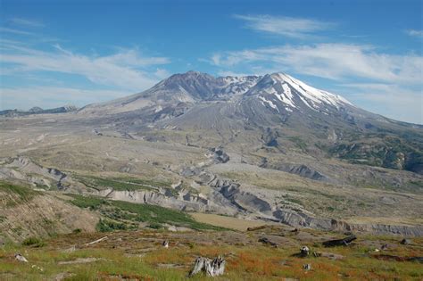 Mt St Helens National Volcanic Monument In Toutle