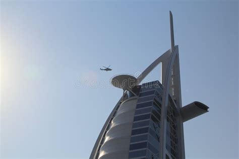 Burj Al Arab Luxury 7 Stars Hotel Helicopter Transfer Landing On The
