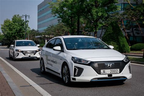 Samochód Autonomiczny à La Hyundai Pierwsza Jazda Ioniqiem Bez Kierowcy