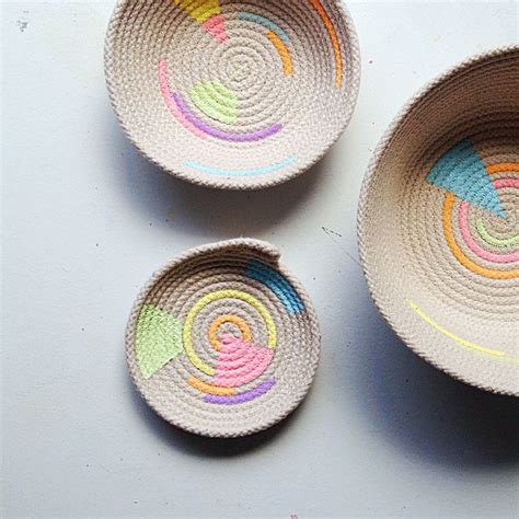 Close Up Hand Painted Coil Rope Basket Gemma Patford Artesanato Com