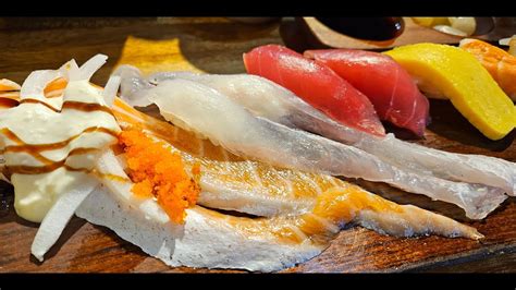 긴꼬리초밥으로 입안 가득 채우는 홍대입구역 스시맛집 유익상스시에서 비오는 날 초밥 한 입 YouTube