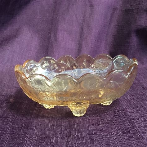 Collectibles Vintage 1950 S Jeannette Glass Co S Iridescent Floragold Depression Glass 4 Footed