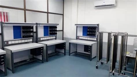 Sharang Aluminum Esd Workstation Size 1200 X 600 X 20 Mm At Best