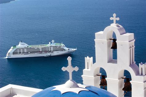 The Best Greek Island Hopping Cruises