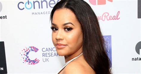 When Sideboob Has A Life Of Its Own Lateysha Grace Spills From Dress