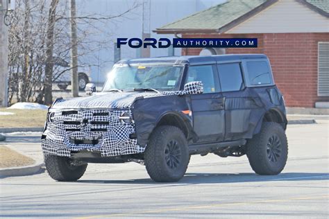 Ford Bronco Warthog Spotted Alongside F 150 Raptor At Off Road Park