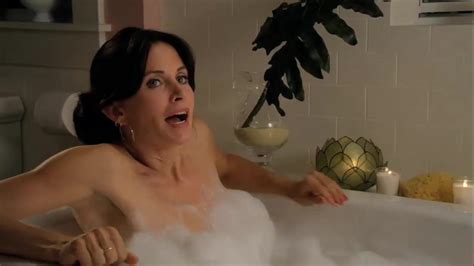 Nude Video Celebs Courteney Cox Sexy Cougar Town 2009