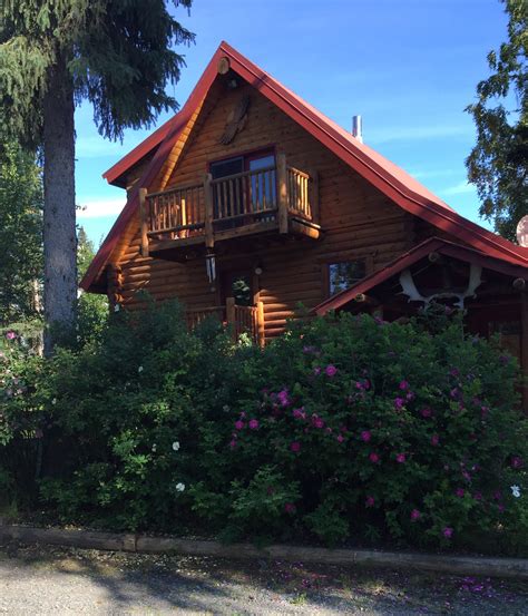 All inclusive Lodge and Cabins - Alaska Fishing Lodge - Alaska Hooksetters