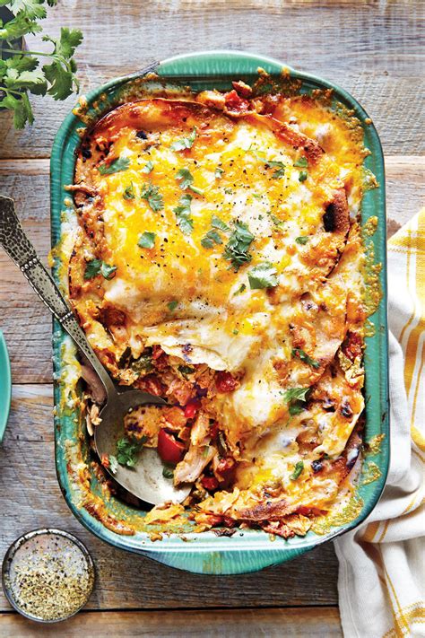 Chicken casseroles are the perfect dinner, easy to prepare and delicious too. 40+ Quick Casserole Recipes for Busy Nights - Southern Living