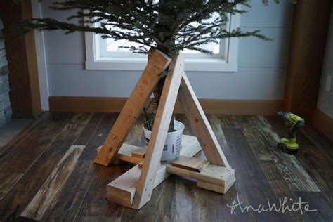 Ana White Heavy Duty Christmas Tree Stand Diy Projects