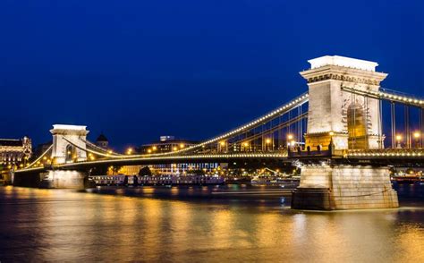 Széchenyi Chain Bridge Budapest Thomas Cook