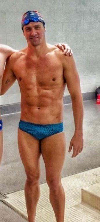 Olympic Swimmer Ryan Lochte S Shirtless Shots Photo Tmz