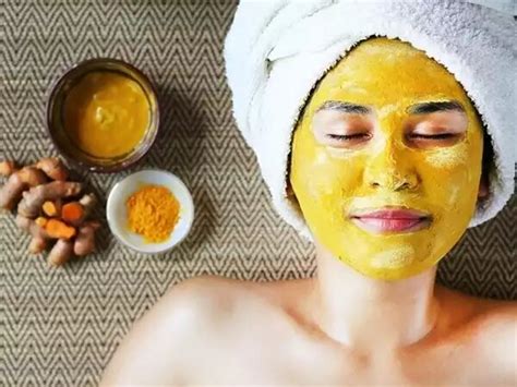 Top Tried And Tested Home Remedies For Clear Skin