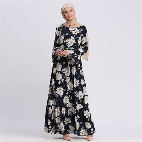 Gamis ini di design dengan model trendy dan modis baju muslim anak perempuan terbaru ini terlihat begitu elegant. Contoh Model Baju Katun Jepang Motif Bunga / 50 Inspirasi Model Gamis Katun Jepang Motif Bunga ...