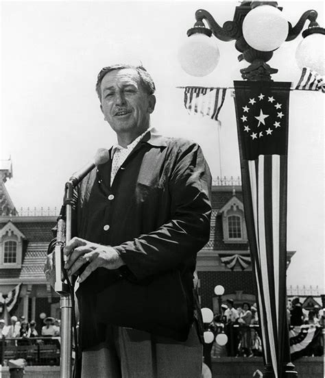 Pictures Of Disneyland In Opening Day July 17 1955 ~ Vintage Everyday