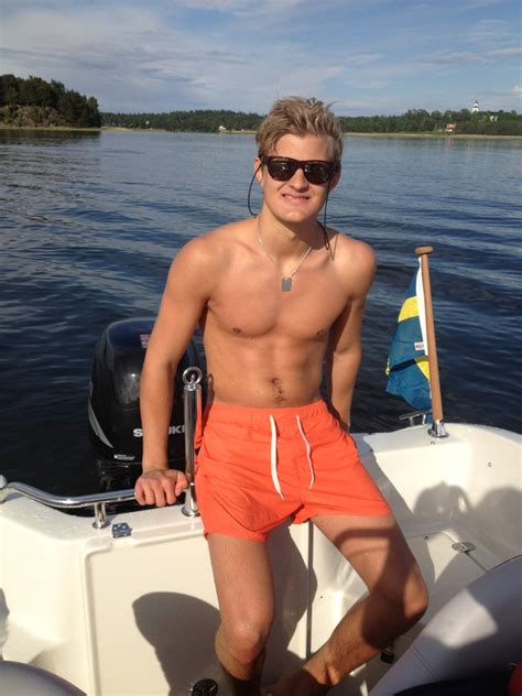 The Stars Come Out To Play Marcus Ericsson Shirtless