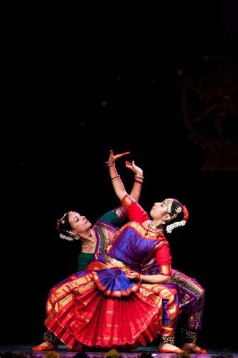 Presentan Bailes Típicos De La India En Su Forma Clásica Y Fusión