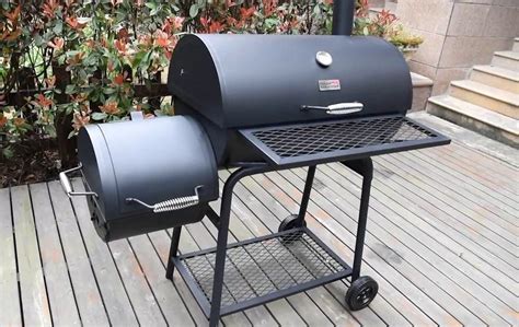 10 Best Charcoal Smokers Winter 2024 Reviews And Buying Guide