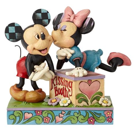 Its Time To Pucker Up Kissing Booth Minnie And Mickey Mouse