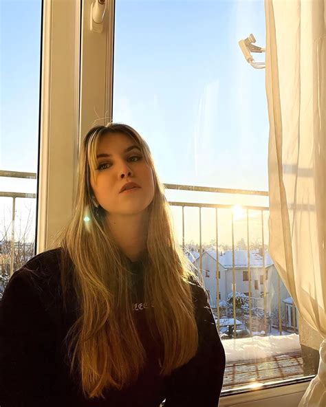 Anna Lena On Instagram “🌅 Sunbathing Sun Batching Love Winter Winterwonderland