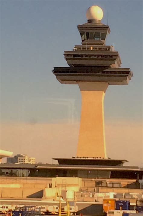 Dulles Airport Air Traveler Volume Busier Than You Think Airport
