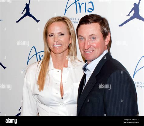 Wayne Gretzky Wife Janet Jones Hi Res Stock Photography And Images Alamy