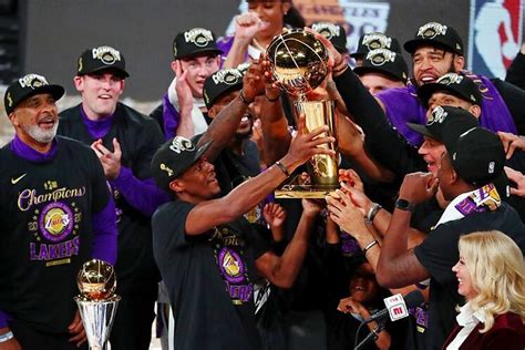 Yet west remained the fan favourite. NBA: Los Lakers se coronan campeones en el año de Kobe ...