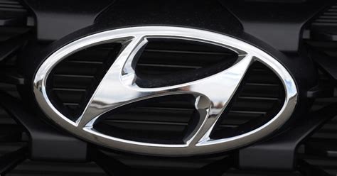 Nearly 240k Hyundai Cars Recalled For Exploding Seat Belts Cbs Texas