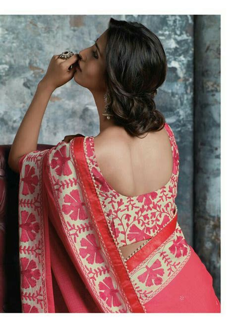 Pin By Syed Kashif On Saree Elegant Saree Indian Fashion Laxmipati Sarees