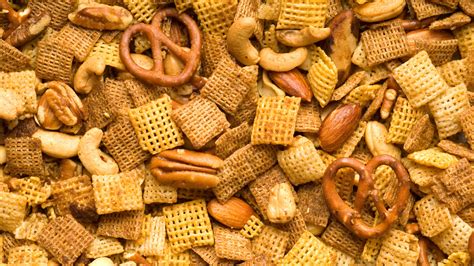 Chex Mix Is Finally Reintroducing Fan Favorite Bagel Chips In Style
