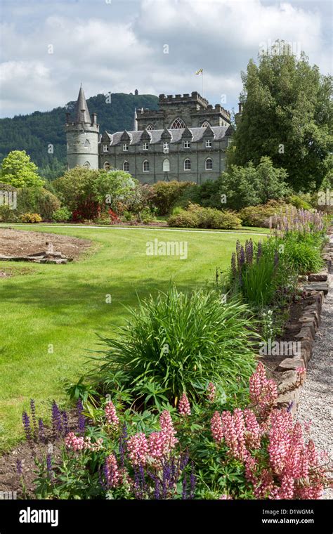 Gardens Of Inveraray Castle Argyll Scotland Stock Photo Alamy