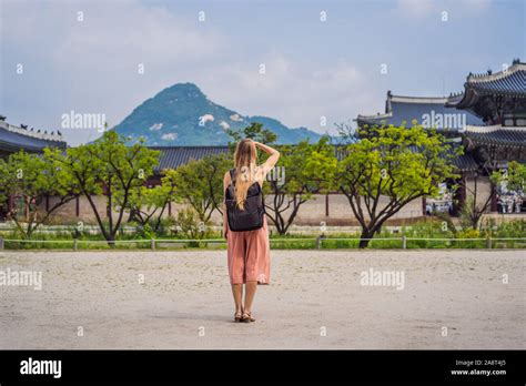 Mujer De Corea Del Sur Fotos E Imágenes De Stock Alamy