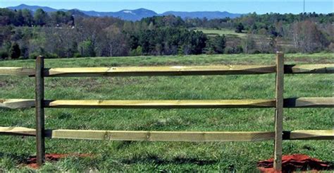 Split rail fence landscaping tends to be extremely popular on farms. West Virginia Split Rail Appalachian Split Rail Fencing | Landscape Architect