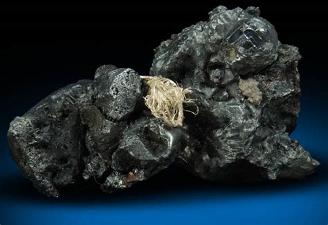 Photographs Of Mineral No 73511 Acanthite With Native Silver From