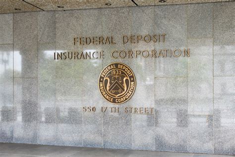 No federal law mandated fdic insurance for banks, though some states required their banks to be federally insured. FDIC | What We Do
