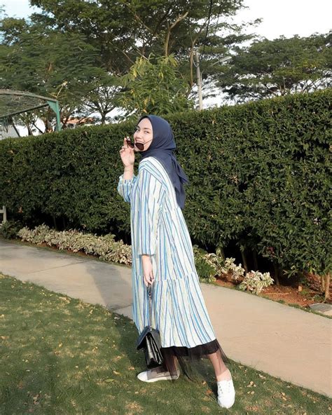 Ootd Hijab Dengan Outfit Nuansa Biru