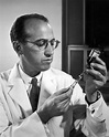 Jonas Salk, the People’s Scientist – Yousuf Karsh