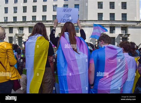 London United Kingdom 6th Aug 2021 Protesters Gathered Outside Downing Street Demanding An