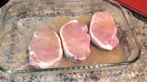 How To Bake Pork Chops In Oven Youtube
