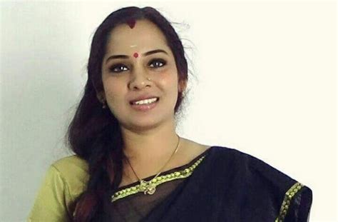 Tamil Selvi Biography Age Caste Wiki Husband Weight