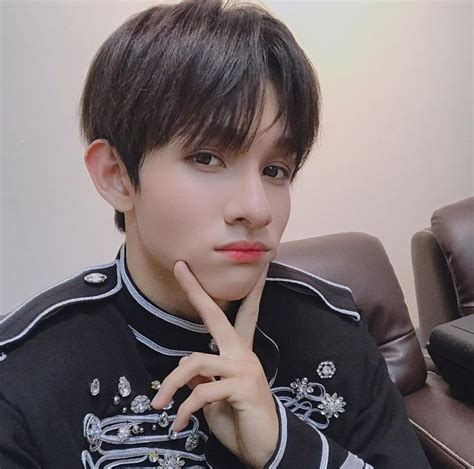 Brave Samuel 17 Hip Hop Pop Singers Choreographer Kdrama Dancer