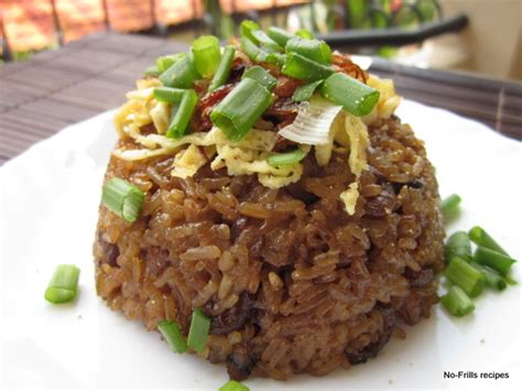Steamed Savoury Glutinous Rice Loh Mai Fan