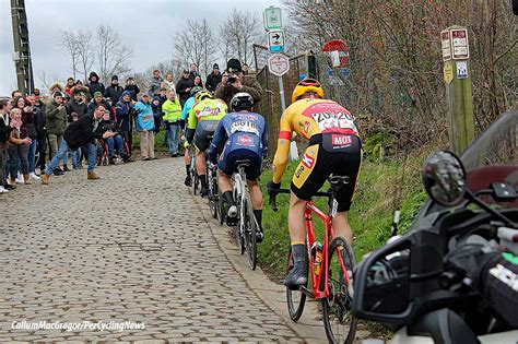 Op deze pagina bundelen we de belangrijkste gegevens om de koers in uw zetel te volgen. PEZ Roadside: More Cobbled Fun in Kuurne-Brussel-Kuurne'20 - Sean Cycles