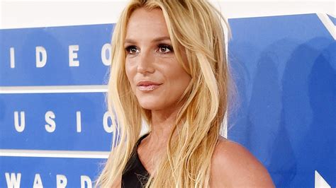 Britney Spearss Father Suspended As Conservator Of Her Estate Vanity