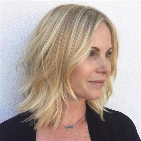 If you have a lob or a bob that is growing out, get it cut in some layers to make it look fresh. Medium Length Haircuts 2021 : Easy Hairstyles for Women